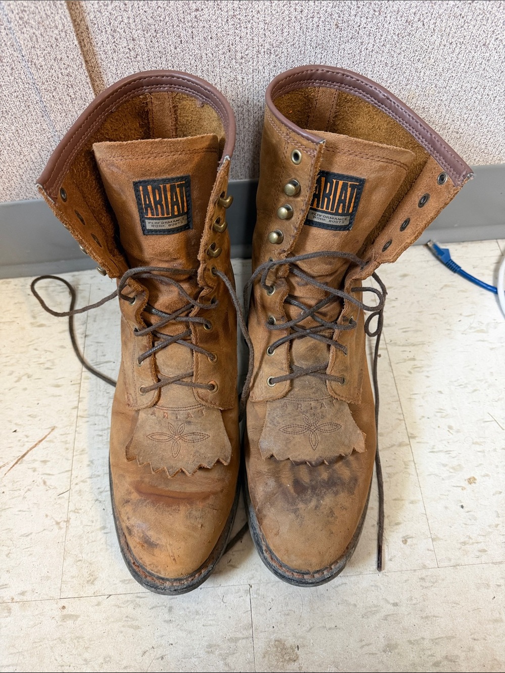 Ariat Men's Tan Leather Lace-Up Work Boots